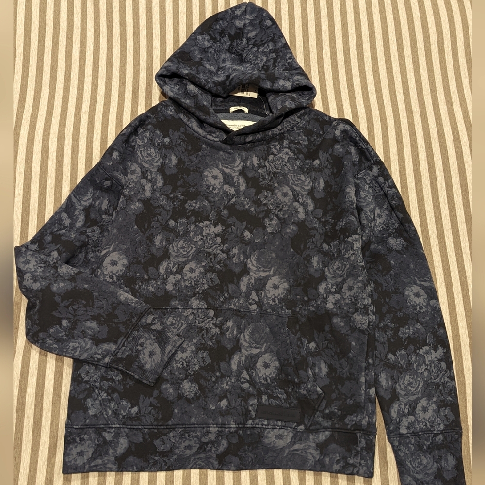 NWT A&F Relaxed hoodie